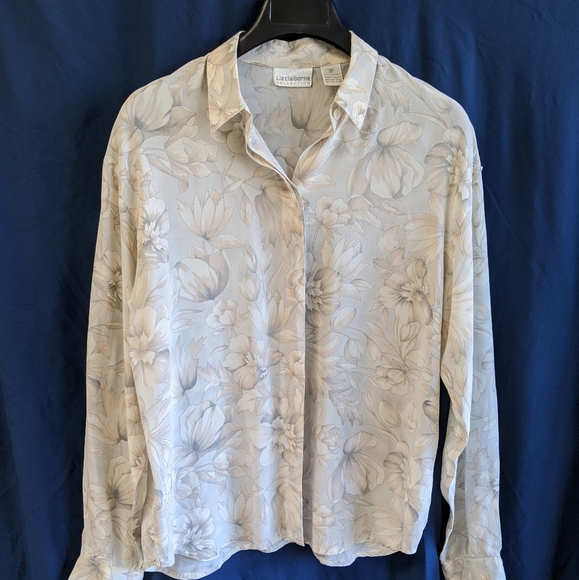 Liz Claiborne Tops - ⭐️SOLD⭐️ 💯% SILK Shirt
